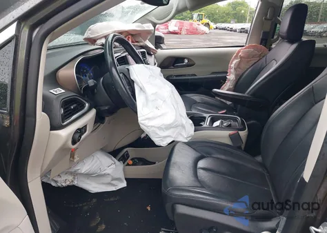 2019 Chrysler Pacifica Touring L из США, поврежденный, VIN 2C4RC1BG7KR733248